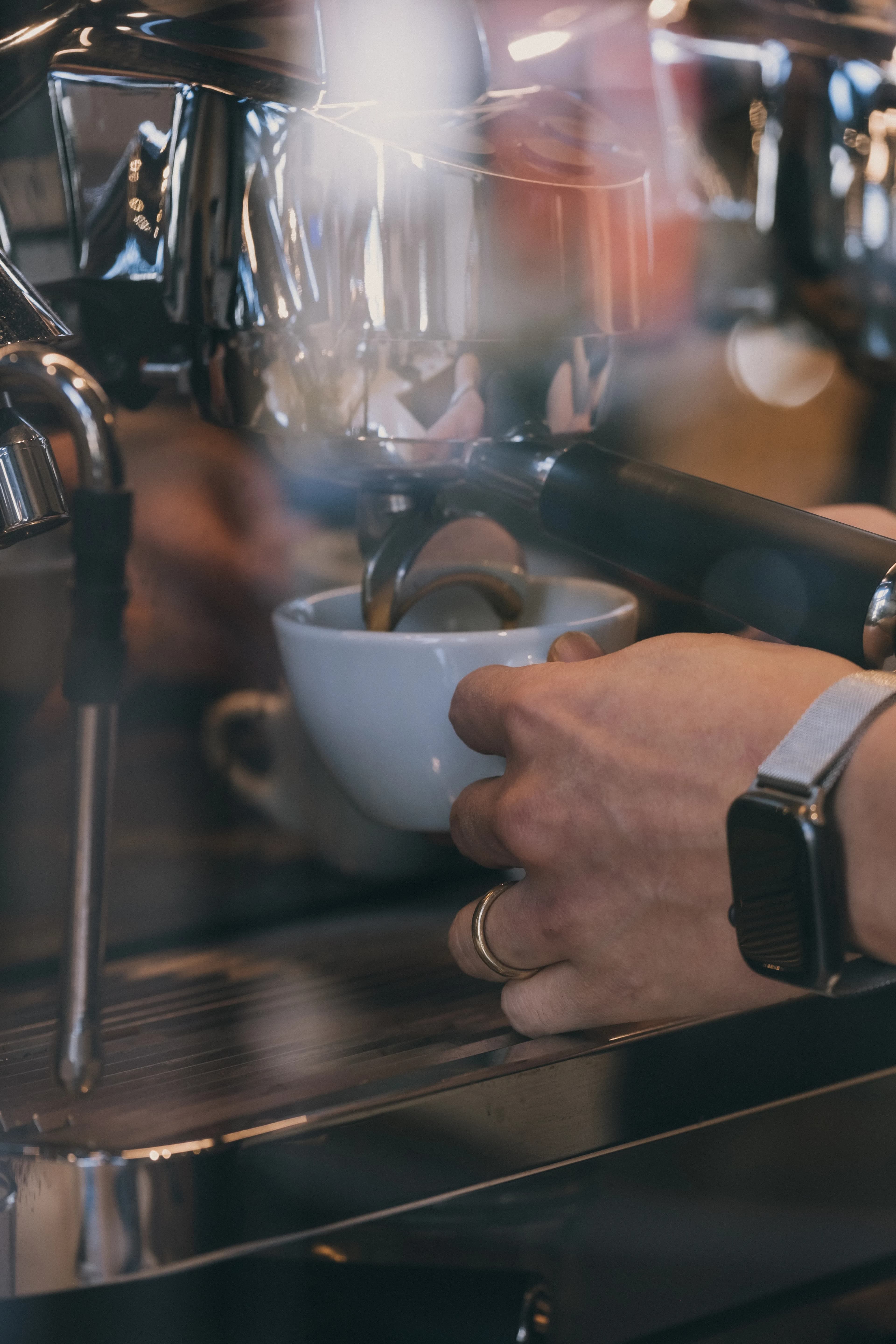 Latte art perfection 🖤